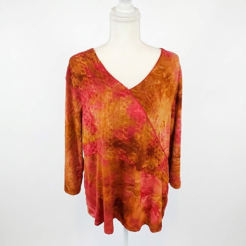 Women's Layered V-Neck Tunic Top in Red-Orange Tie-Dye‎
